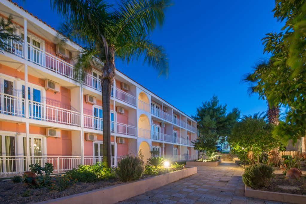 Hotel Papillon 아르가시 외부 사진